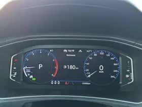 Volkswagen T-Roc (2021) thumbnail 18