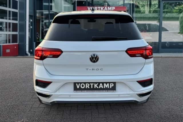 Volkswagen T-Roc (2021) thumbnail 6