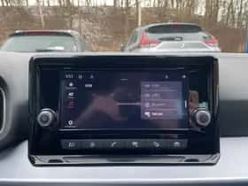 SEAT Arona (2022) thumbnail 21