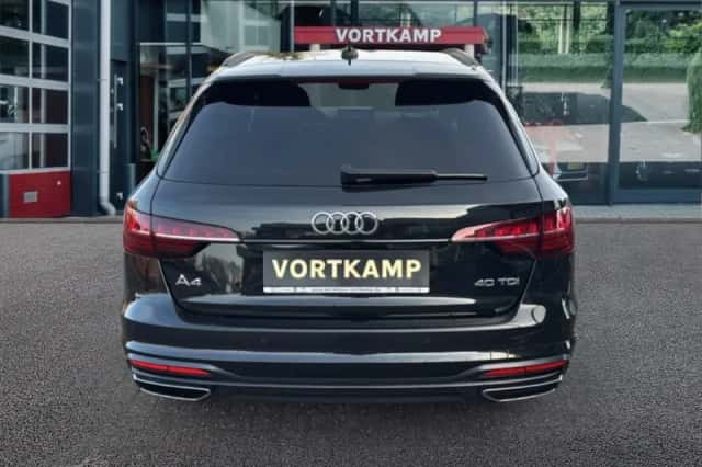 Audi A4 (2023) thumbnail 6
