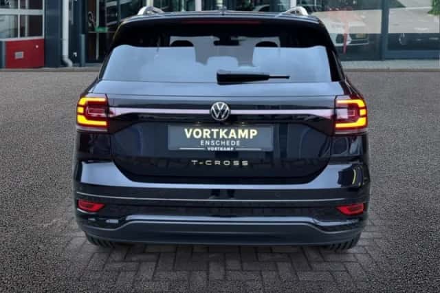 Volkswagen T-Cross (2024) thumbnail 6