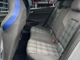 Volkswagen Golf (2021) thumbnail 12