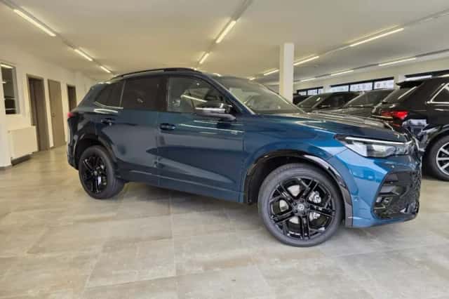 Volkswagen Tiguan (2026) thumbnail 2