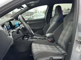 Volkswagen Golf (2022) thumbnail 11