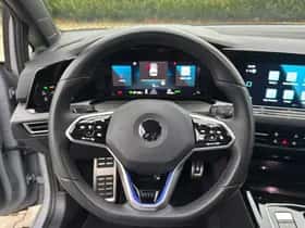 Volkswagen Golf (2022) thumbnail 13
