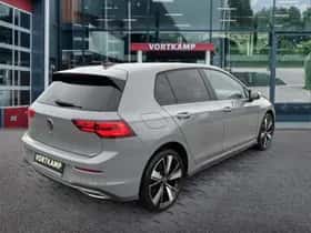 Volkswagen Golf (2022) thumbnail 5