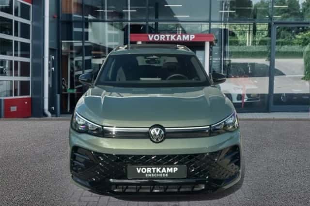 Volkswagen Tiguan (2026) thumbnail 2