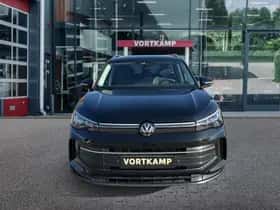 Volkswagen Tiguan (2026) thumbnail 2
