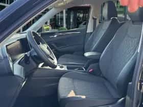 Volkswagen Tiguan (2026) thumbnail 12