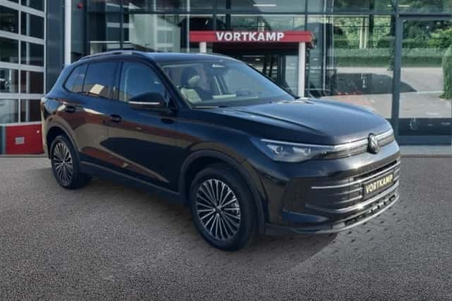 Volkswagen Tiguan (2026) thumbnail 3