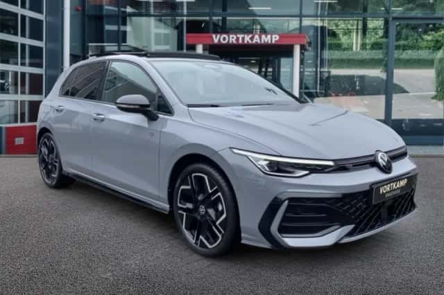 Volkswagen Golf (2026) thumbnail 3