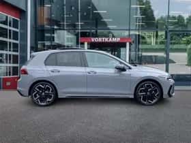 Volkswagen Golf (2026) thumbnail 4
