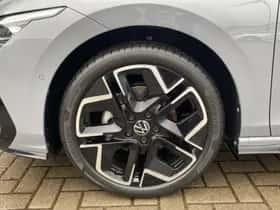 Volkswagen Golf (2026) thumbnail 9
