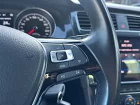 Volkswagen Golf (2020) thumbnail 17