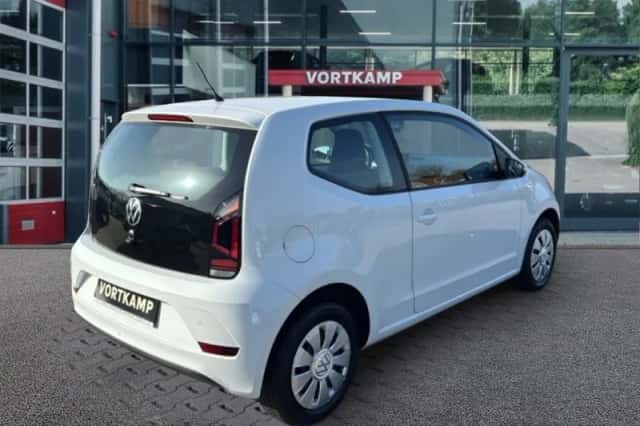 Volkswagen Up (2022) thumbnail 5