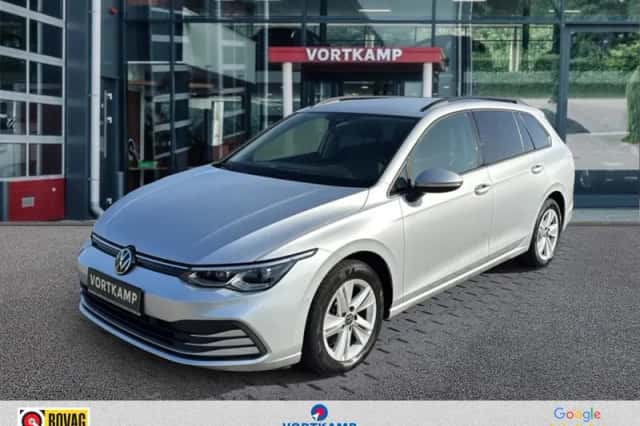 Volkswagen Golf (2021) thumbnail 1