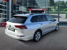 Volkswagen Golf (2021) thumbnail 5