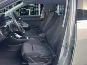 Audi Q3 (2022) thumbnail 12