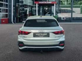 Audi Q3 (2022) thumbnail 6