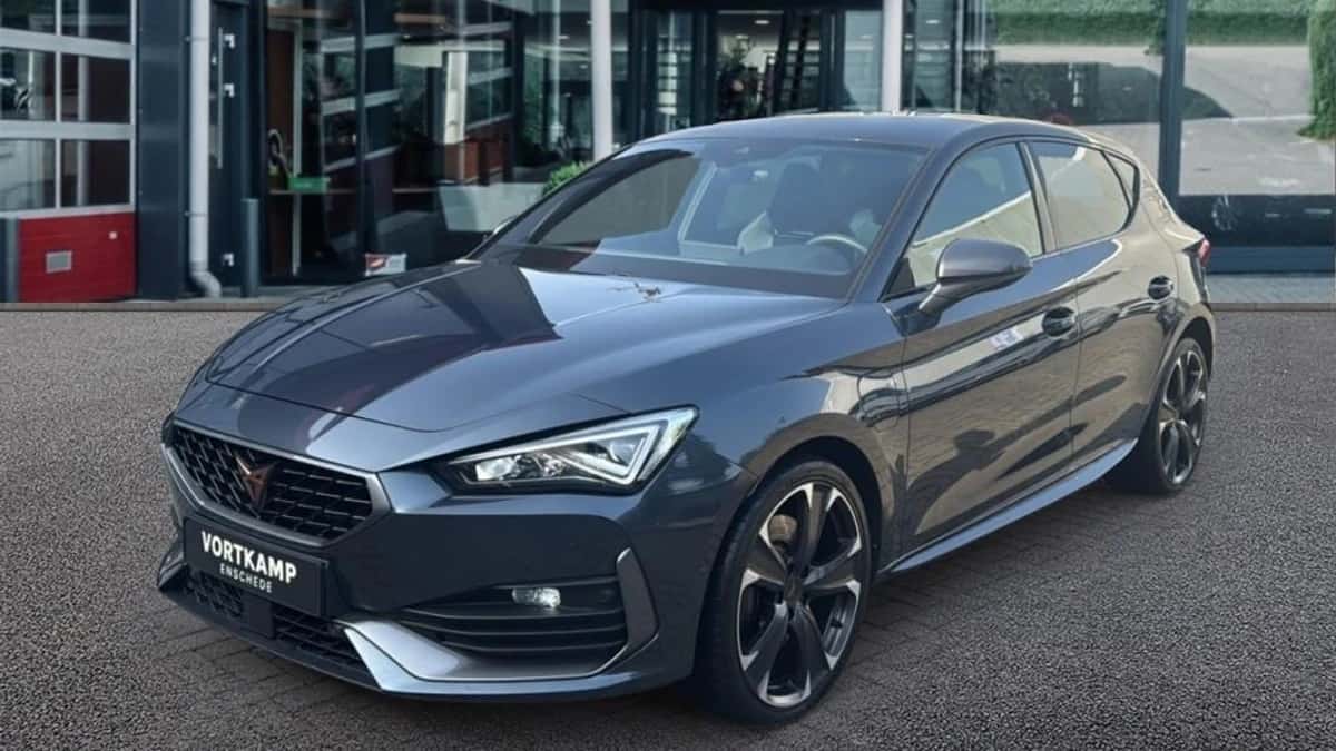 CUPRA Leon (2021) — foto 1