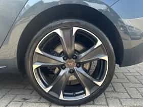 CUPRA Leon (2021) thumbnail 9