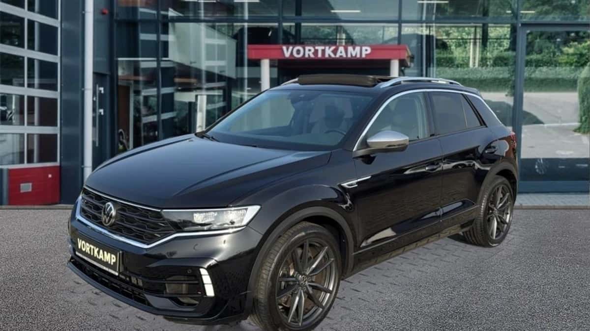 Volkswagen T-Roc (2022) — foto 1