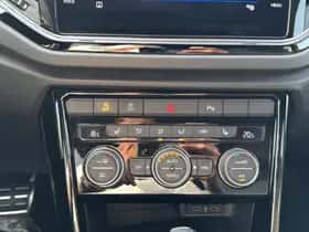 Volkswagen T-Roc (2022) thumbnail 22
