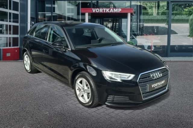 Audi A3 (2019) thumbnail 3