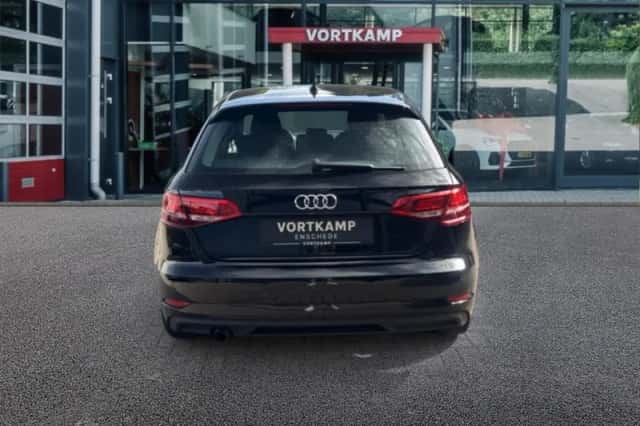 Audi A3 (2019) thumbnail 6