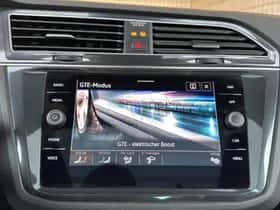 Volkswagen Tiguan (2021) thumbnail 24