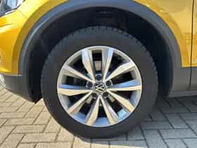 Volkswagen T-Roc (2021) thumbnail 9