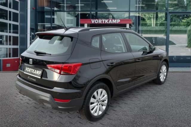 SEAT Arona (2022) thumbnail 5