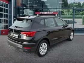 SEAT Arona (2022) thumbnail 5