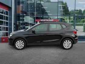 SEAT Arona (2022) thumbnail 8