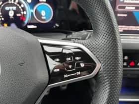 Volkswagen Golf (2021) thumbnail 17