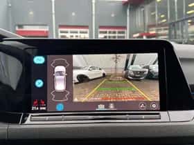 Volkswagen Golf (2021) thumbnail 18