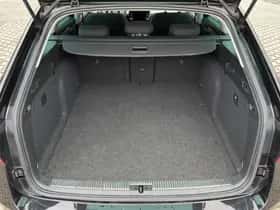 Škoda Superb (2022) thumbnail 10