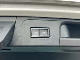 Volkswagen Passat (2020) thumbnail 11