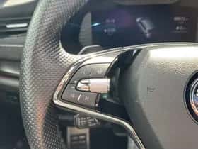 Škoda Octavia (2021) thumbnail 18