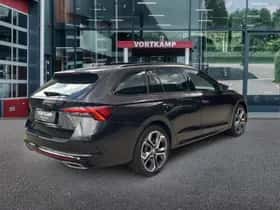 Škoda Octavia (2021) thumbnail 5