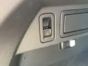 Volkswagen Tiguan (2022) thumbnail 11