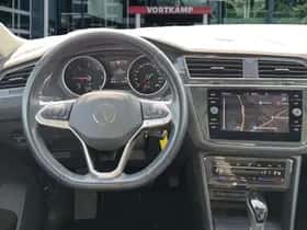 Volkswagen Tiguan (2022) thumbnail 17