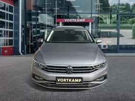Volkswagen Passat thumbnail 2