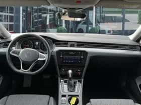 Volkswagen Passat thumbnail 16