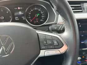 Volkswagen Passat (2023) thumbnail 18