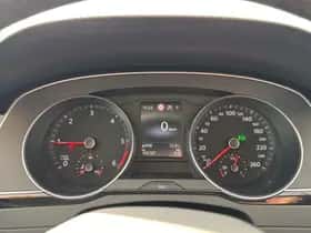 Volkswagen Passat (2023) thumbnail 19