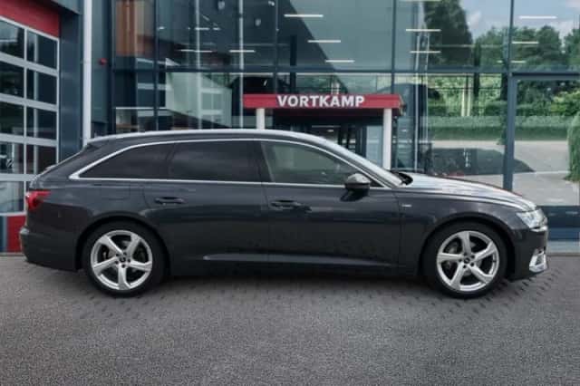 Audi A6 (2022) thumbnail 4