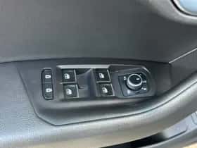 Volkswagen Touareg (2021) thumbnail 19