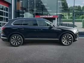 Volkswagen Touareg (2021) thumbnail 4
