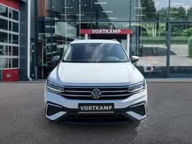 Volkswagen Tiguan (2022) thumbnail 2